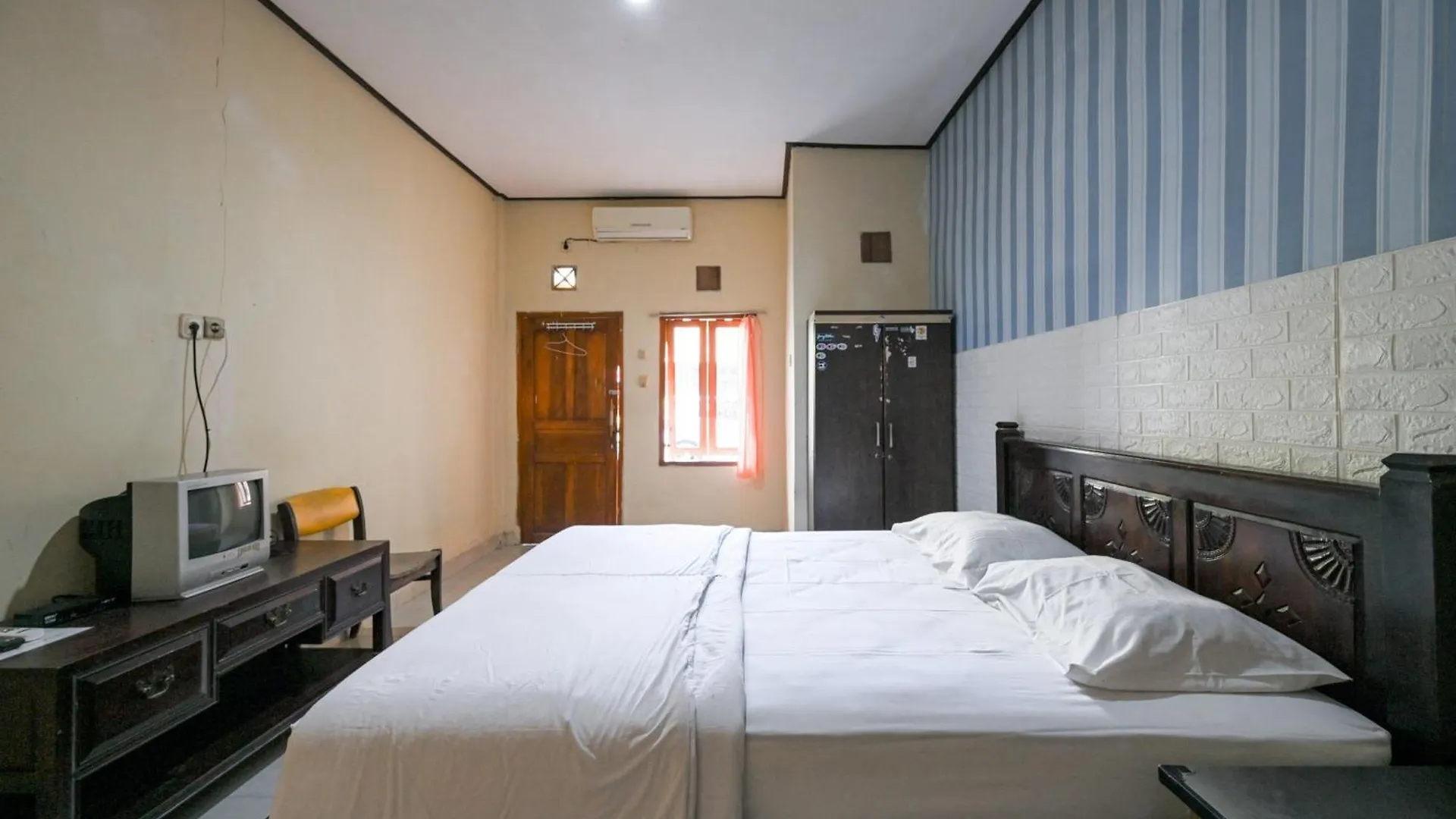 Pondok Syariah Denpasar Mitra Reddoorz Kerobokan (Bali)